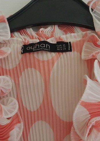 Pembe Yaka Detaylı Kolsuz Bluz - Görsel 3