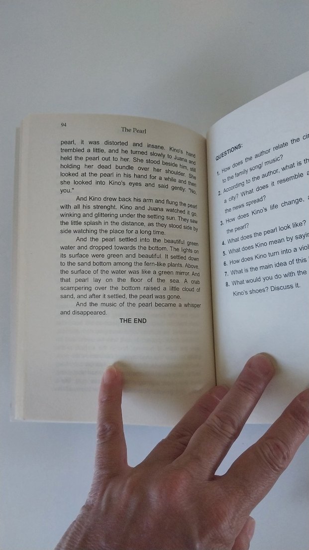 Dracula, Mice and Men, The Pearl İngilizce Hikayeler - Görsel 5