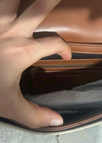  Beden çeşitli Renk Bej Deri Kemerli Kadın Çanta