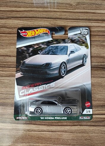 Hot Wheels Premium 98 Honda Prelude