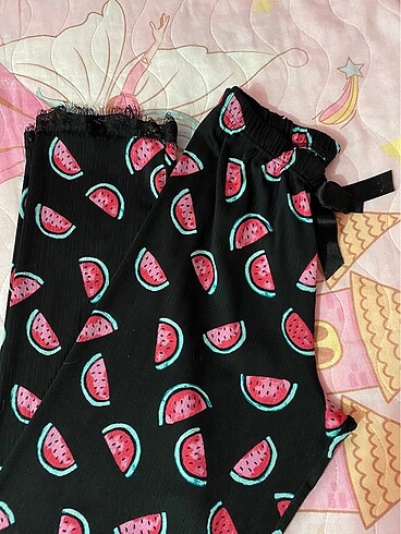 m Beden çeşitli Renk Pijama takımı