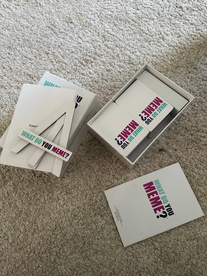 What Do You Meme? Oyun kartları - Görsel 3