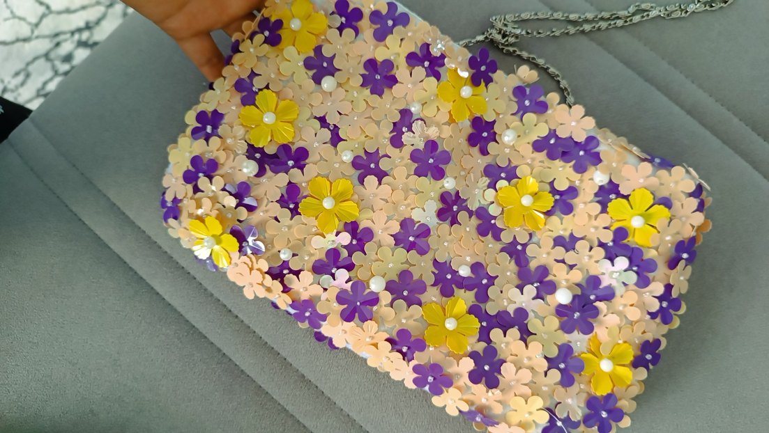 nakışlı boncuklu pullu çanta - Görsel 4