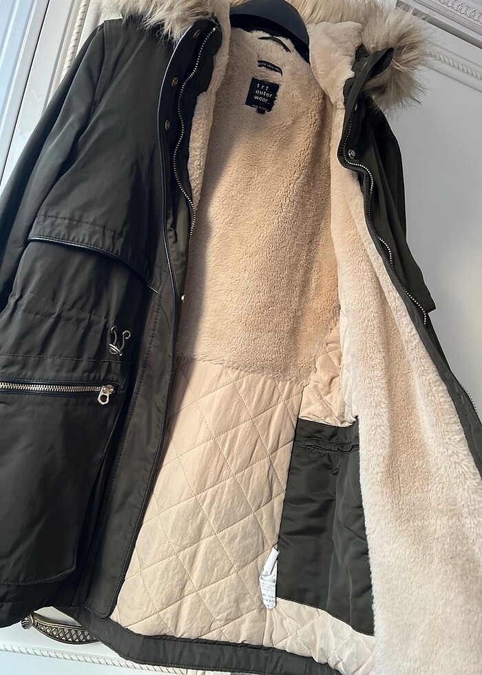 Zara marka içi kürklü haki parka mont - Görsel 5