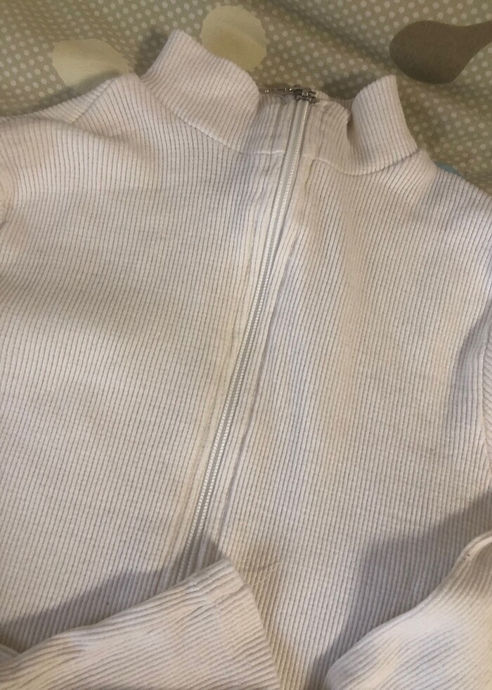 Beyaz fermuarlı kazak - Görsel 2