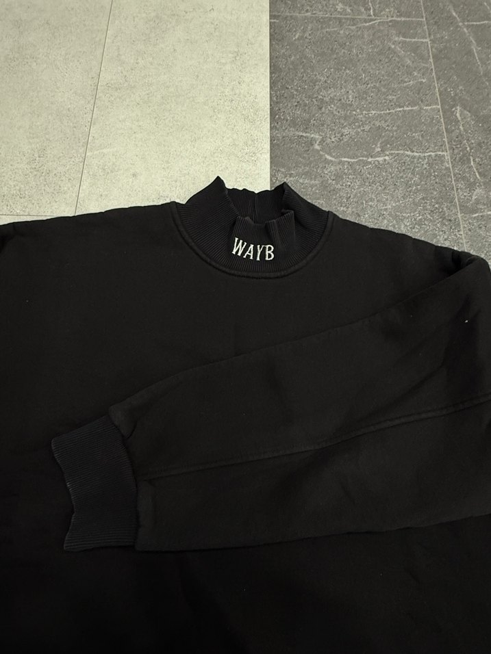 Siyah Boğazlı Erkek Sweatshirt - Görsel 3