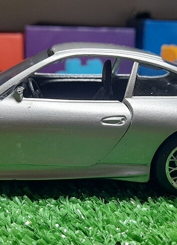  Porsche Carrera 911 (1997) 1.24 