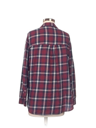 38 Beden H&M Gömlek %70 İndirimli.