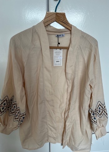 Bej Nakışlı Uzun Kollu Kadın Kimono