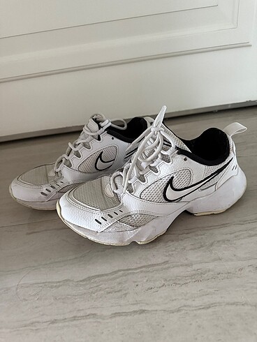 39 Beden NIKE AIR HEIGHTS 39