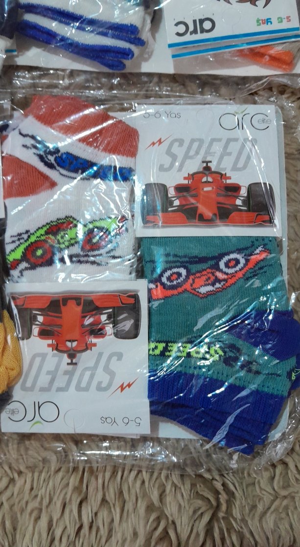 Çocuklar için renkli desenli çorap - Görsel 3