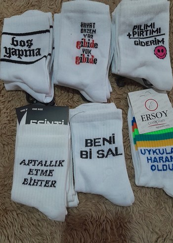 Baskılı Kısa Beyaz Çorap - Görsel 4
