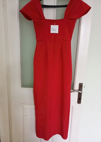 Kırmızı Drapeli Uzun Abiye Elbise - Görsel 4