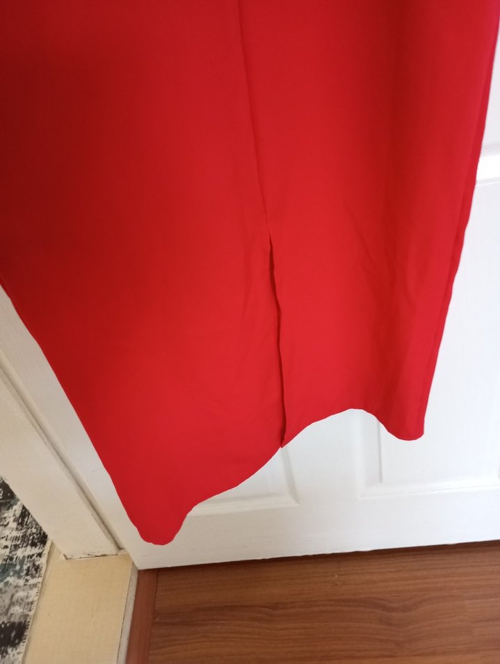 Kırmızı Drapeli Uzun Abiye Elbise - Görsel 5