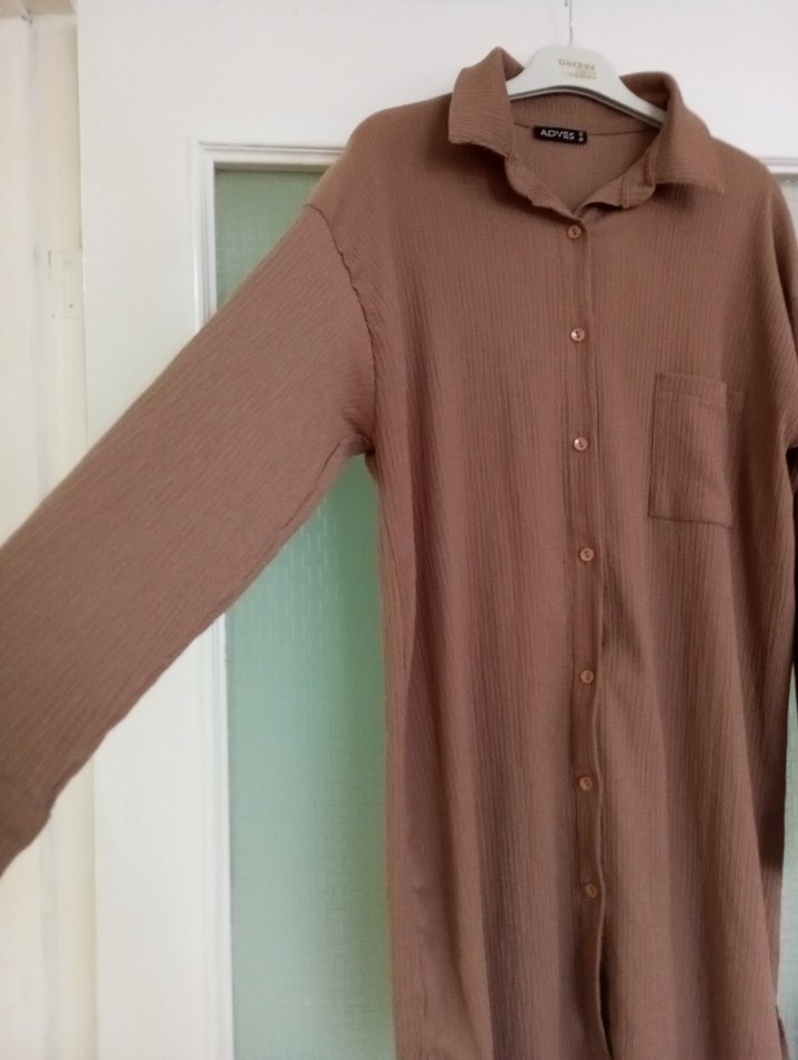 Bej Uzun Kollu Keten Kadın Gömlek - Görsel 3