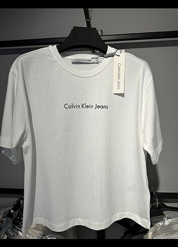 Calvin Klein tshirt 