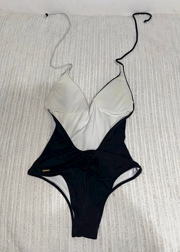 Siyah Beyaz İki Renkli Strappy Mayo - Görsel 3