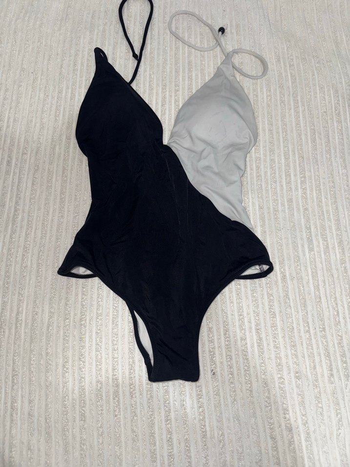 Siyah Beyaz İki Renkli Strappy Mayo - Görsel 2