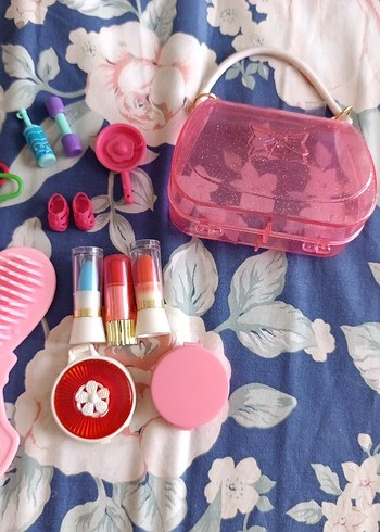 Barbie Kız çocuk Barbie oyuncak aksesuar makyaj seti