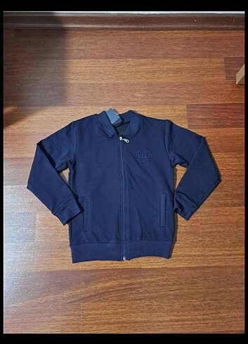 H&M 10 yaş