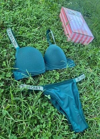 Victoria s Secret Victoria's Secret Alt Üst Takım 