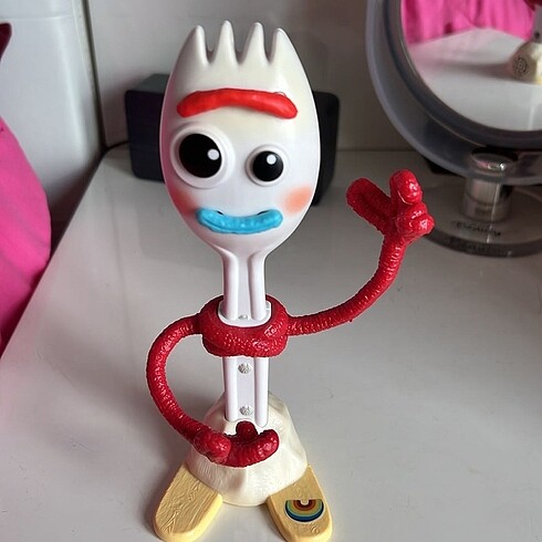 FORKY oyuncak hikayesi filminden