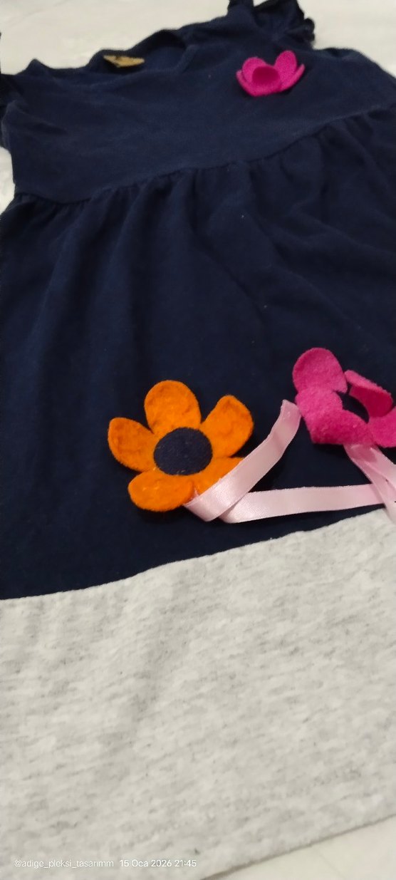 Kız Çocuk Renkli Baskılı Fırfırlı Elbise - Görsel 3