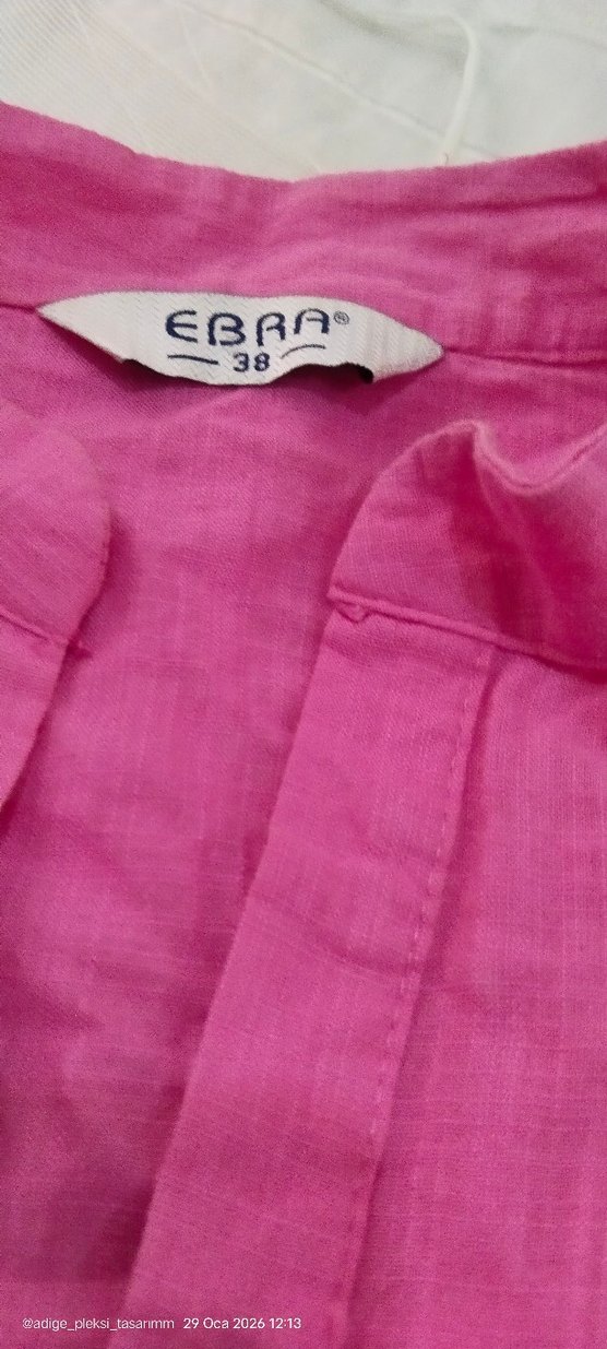 Pembe Keten V Yaka Düğmeli Kadın Gömlek - Görsel 3