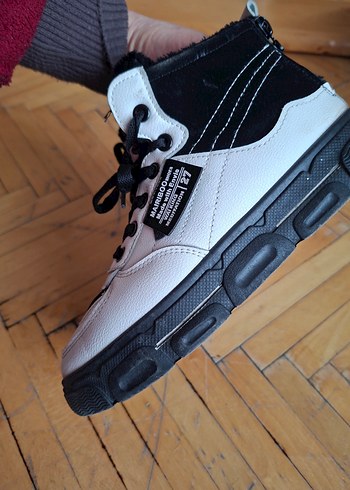 Kadın Beyaz Bağcıklı Spor bot  Ayakkabı - Görsel 3