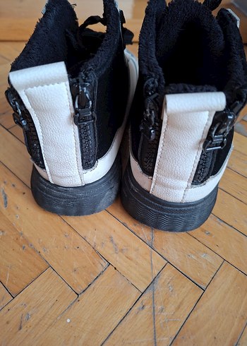 Kadın Beyaz Bağcıklı Spor bot  Ayakkabı - Görsel 5