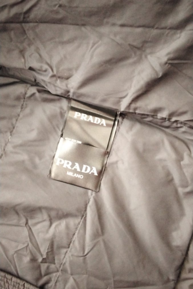 siyah orjinal   PRADA  Fermuarlı mont - Görsel 4