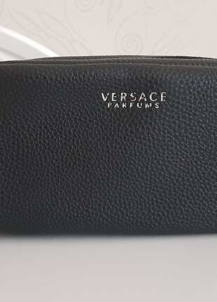 Versace makyaj çantası