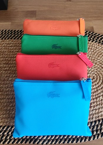 LACOSTE makyaj çantası