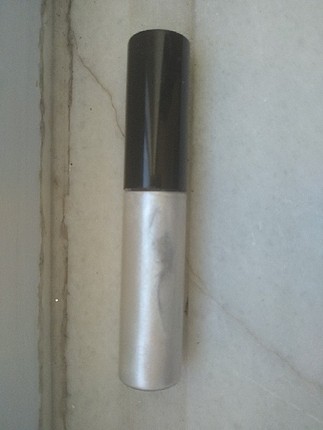 beyaz sıvı highlighter 