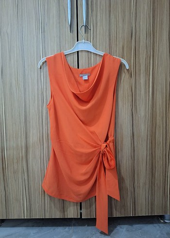 Turuncu Drapeli Halter Yaka Bluz