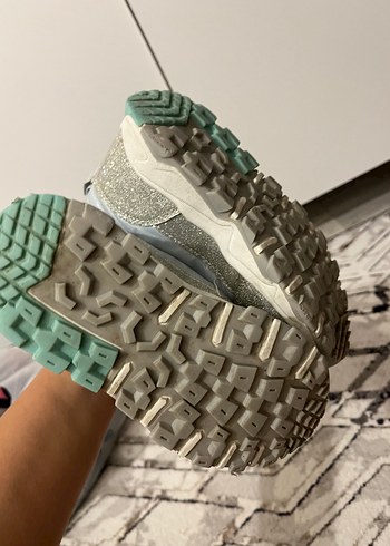 Kız Çocuk Cırt Cırtlı Bot - Görsel 3