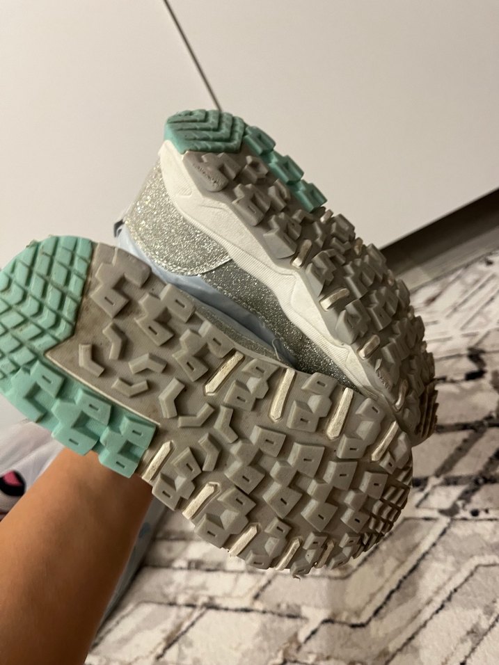 Kız Çocuk Cırt Cırtlı Bot - Görsel 3