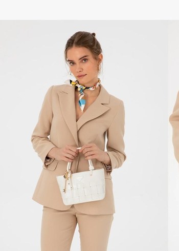 Beyaz Deri Beyaz Zincir Detaylı Kadın Çanta - Görsel 2