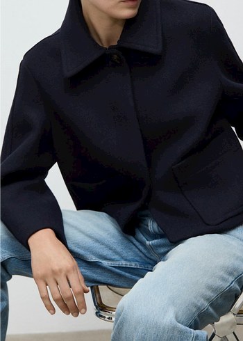 Beyaz Kürklü Kısa Kadın Ceketi - Görsel 3