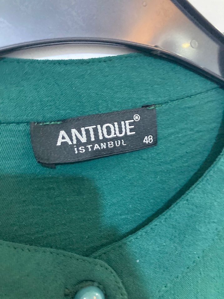 Düğmeli Uzun Kollu Yeşil Kadın Tunik - Görsel 4