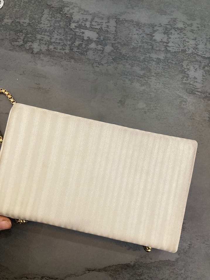 Zincir Detaylı Beyaz  Kadın Çanta - Görsel 2