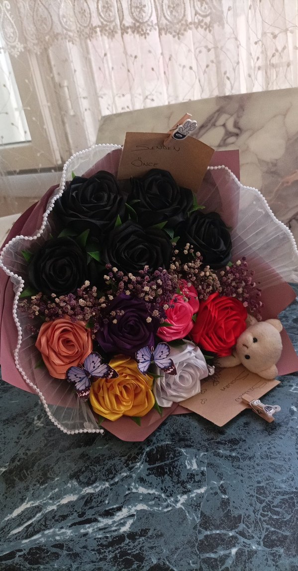Çok Renkli Gotik Çiçek Buketi ve Ayıcık - Görsel 2