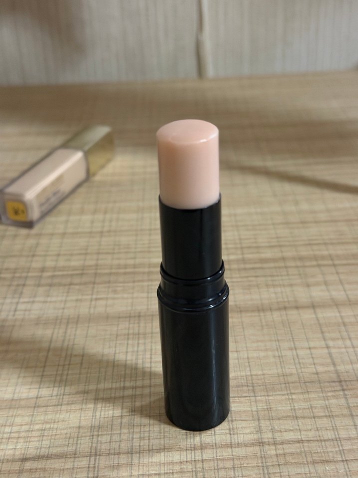 Chanel transparan highlighter - Görsel 3
