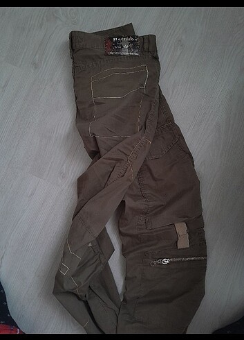 m Beden Genis haki yeşili pantolon