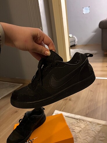 37,5 Beden Orijinal Nike Siyah Ayakkabı