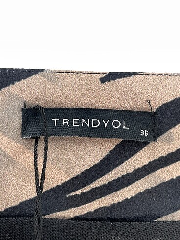 36 Beden çeşitli Renk Trendyol & Milla Midi Etek %70 İndirimli.