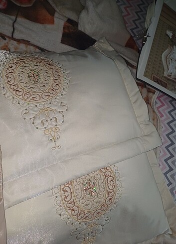 Brillife yatak örtüsü - Görsel 9