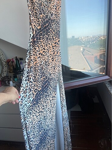 Diğer Elastik muhtesem vicut ta duran bir elbise yirtmacli