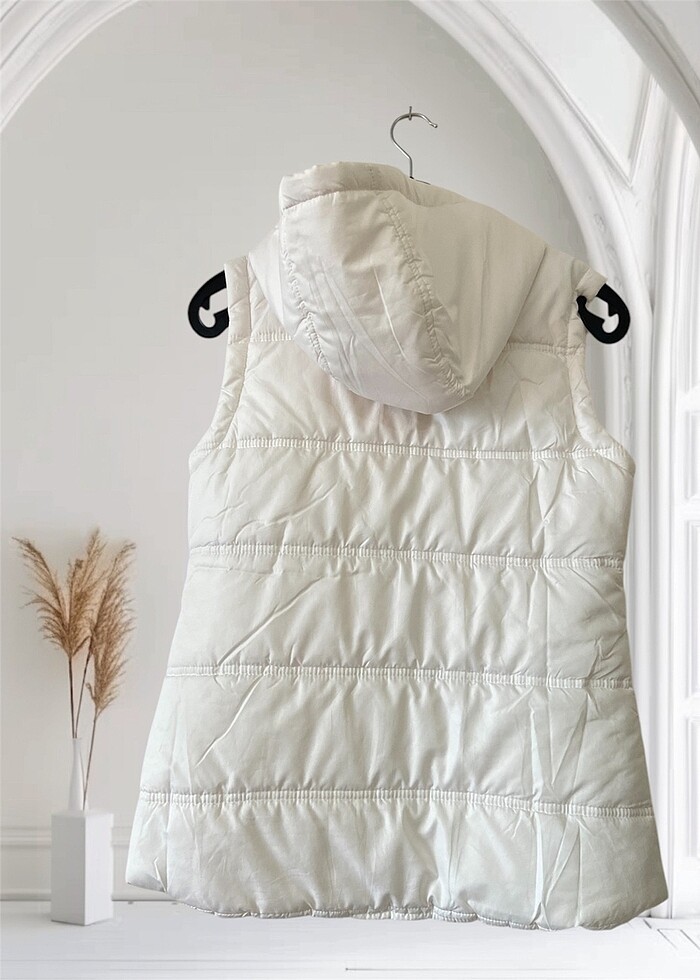 LCW Beyaz Şapkalı Şişme Mont/Yelek - S Beden - Görsel 2