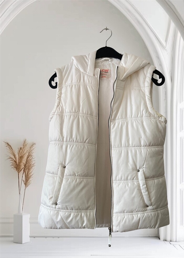 LCW Beyaz Şapkalı Şişme Mont/Yelek - S Beden - Görsel 5